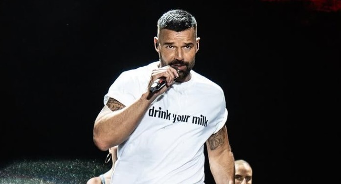 Ricky Martin reflexiona sobre su identidad y respalda a Bad Bunny rumbo al Super Bowl