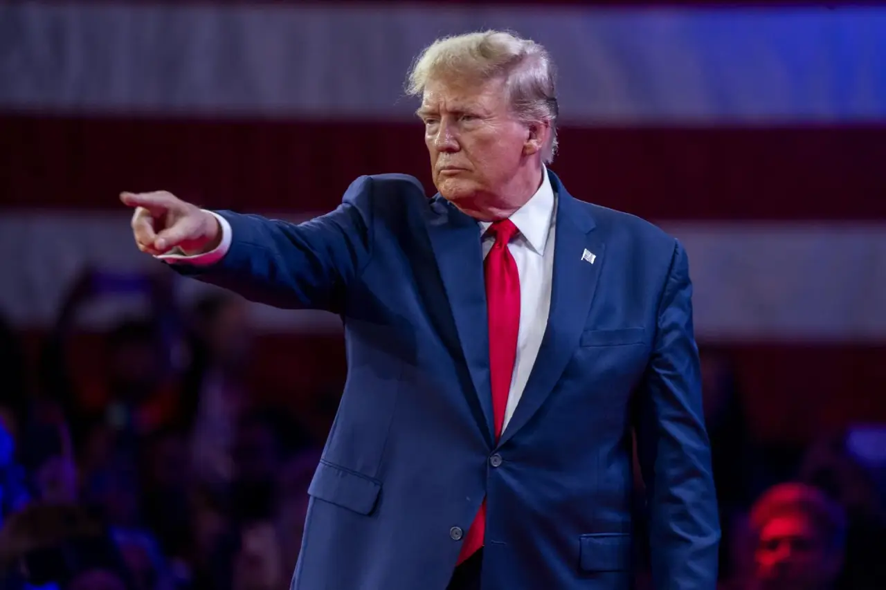 Luz verde a moneda de oro: la polémica imagen que divide a Estados Unidos